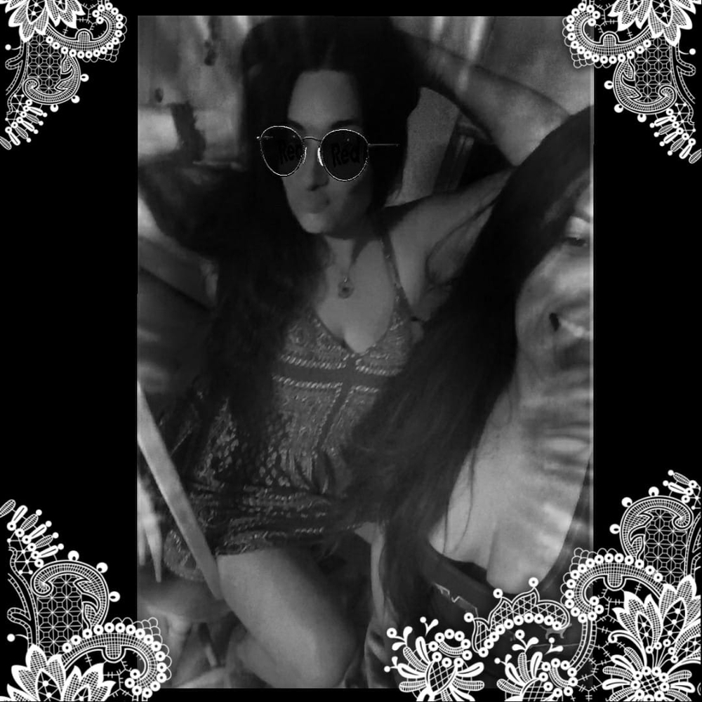 Meet your Posher, Candice